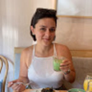 Meet your Posher, Analucia